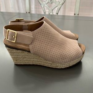 Women’s Aetrex Wedge